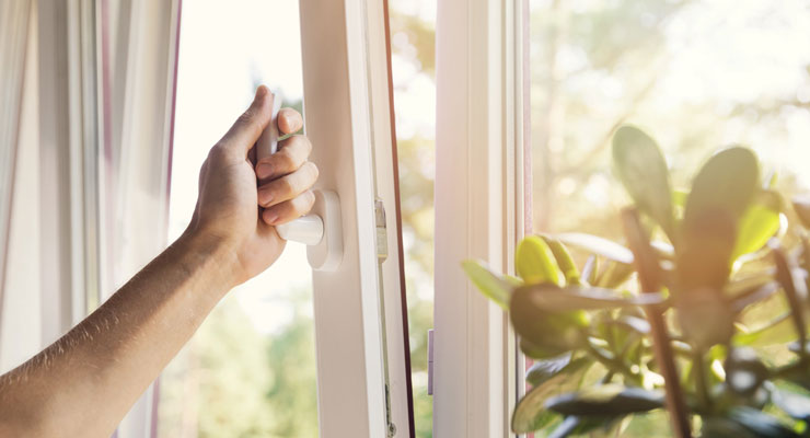 Breathe Easier This May: Celebrate National Clean Air Month with E-Z Window Cleaning